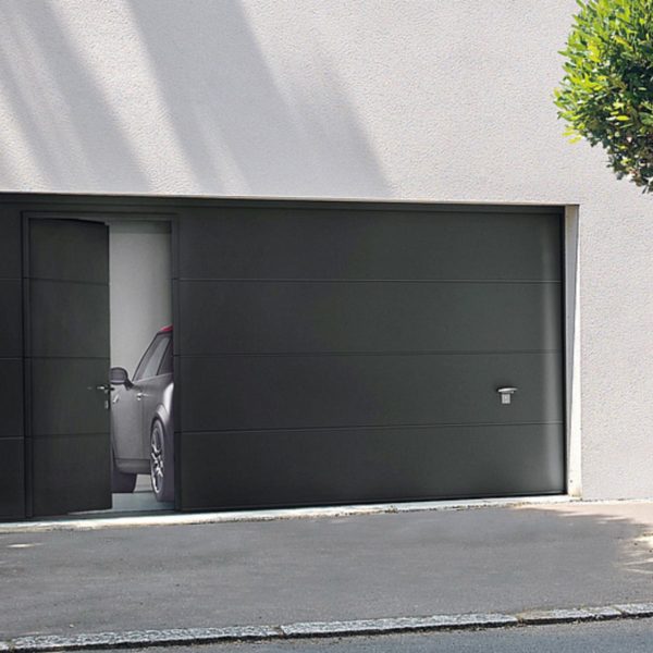 Koov porte garage sectionnelle portillon 02